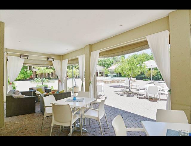 2 bed property to rent in JUKSKEI PARK